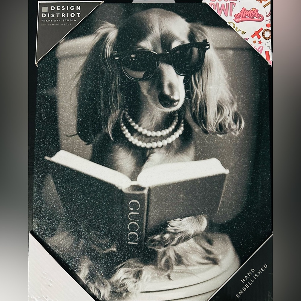 NWT 💗🐾Gucci Black and White Dog Canvas Wall Art💎